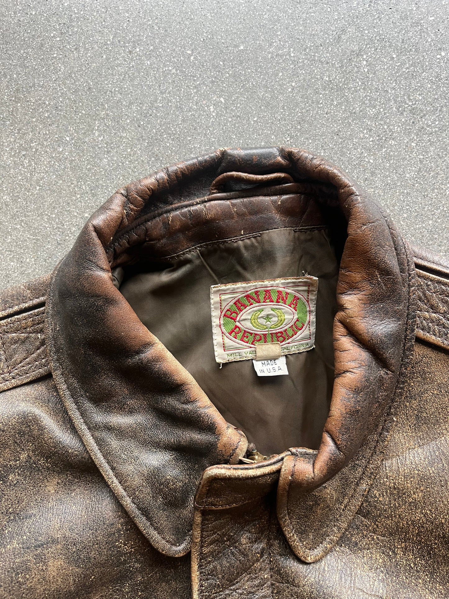 80’S BANANA REPUBLIC BROWN LEATHER FLIGHT JACKET - BOXY L