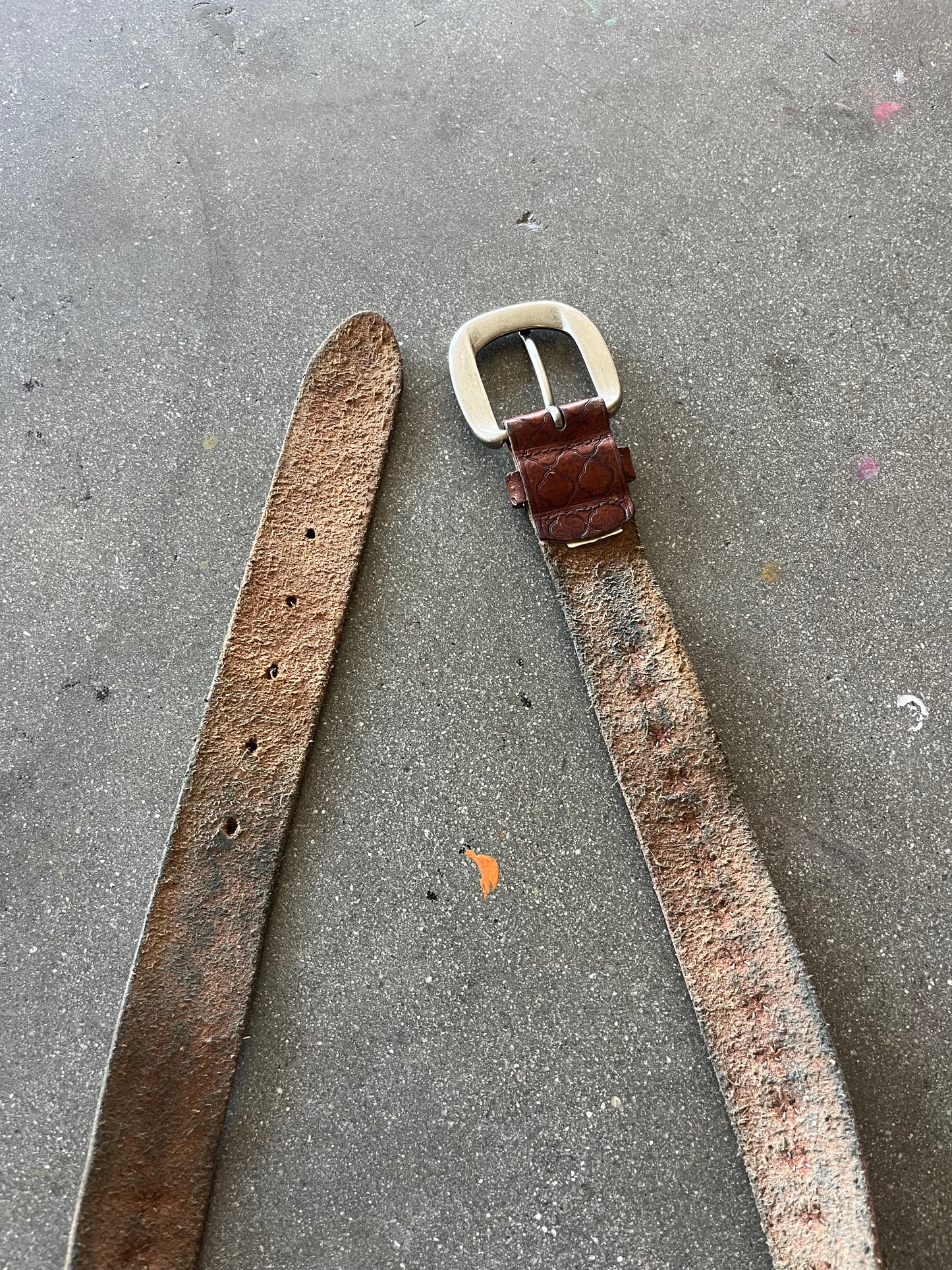 80’S BROWN LEATHER STUDDED BELT - 32-35