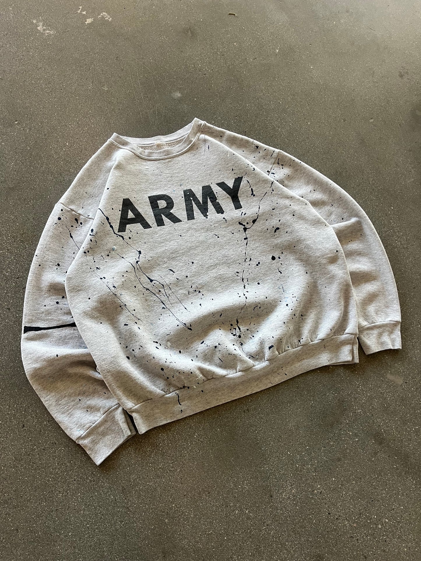 90’S PAINT SPLATTERED ARMY CREWNECK - BOXY M/L