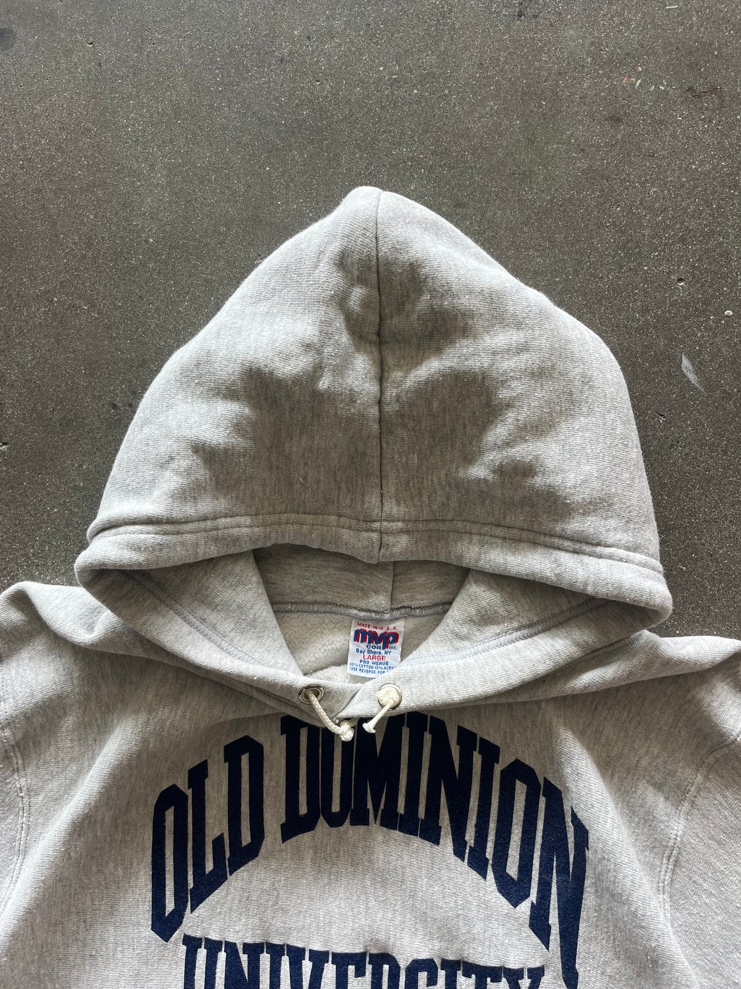90’S “OLD DOMINION” REVERSE WEAVE - M/L