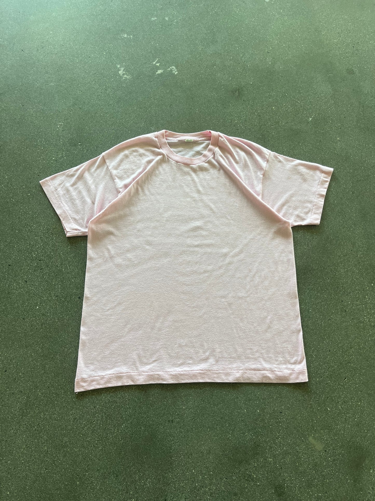80’S BABY PINK BLANK TEE - L