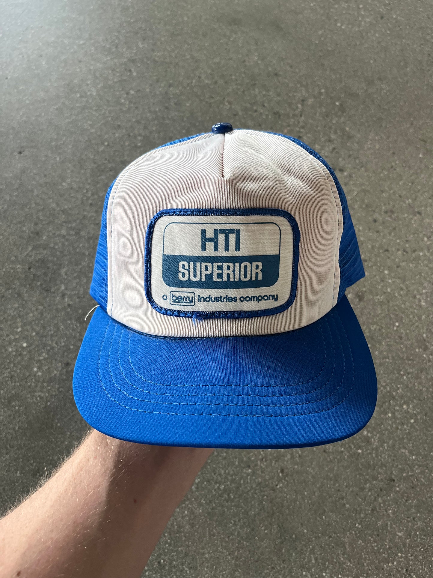 90’S BLUE “HTI SUPERIOR” TRUCKER - ONE SIZE