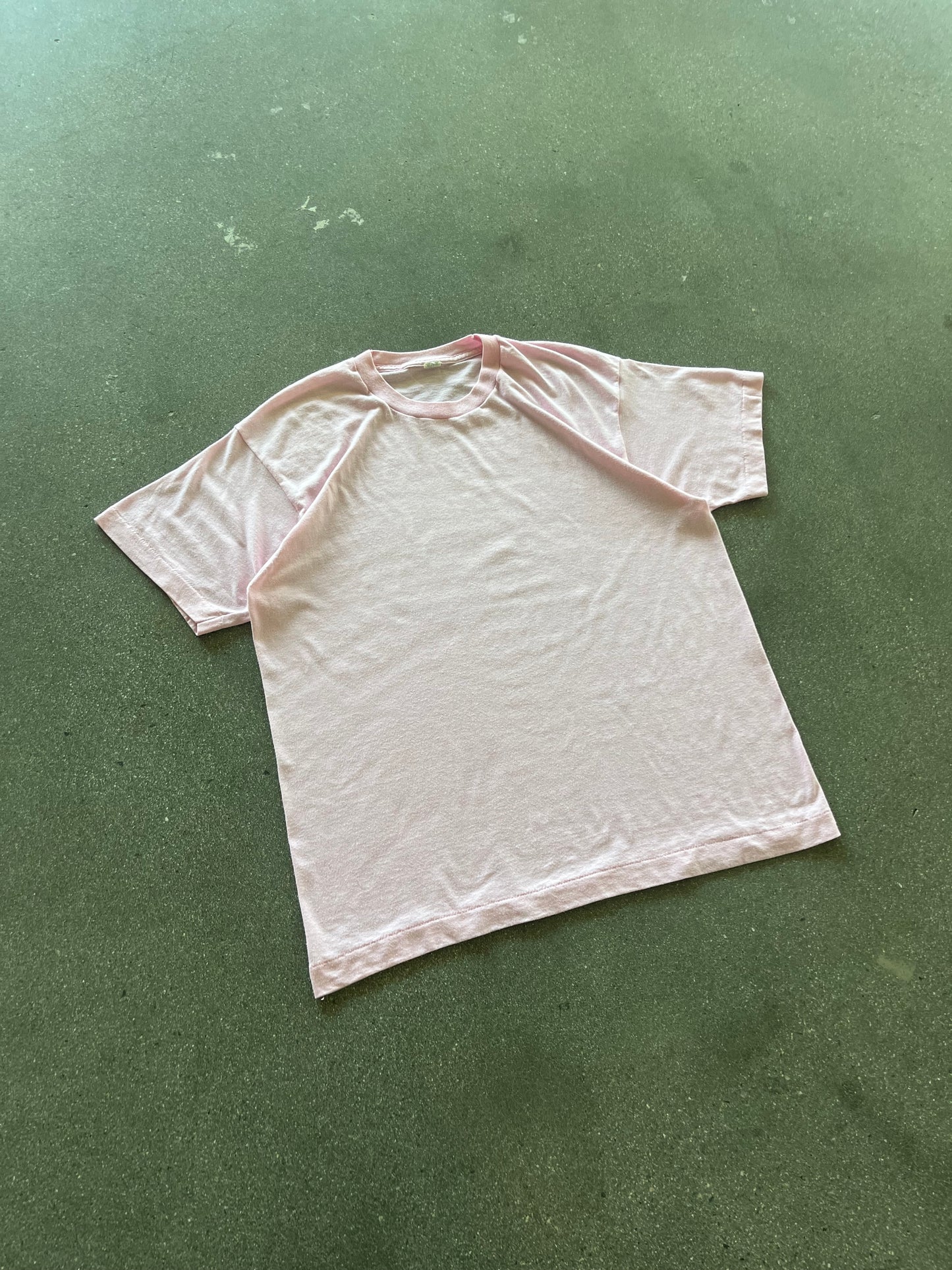 80’S BABY PINK BLANK TEE - L