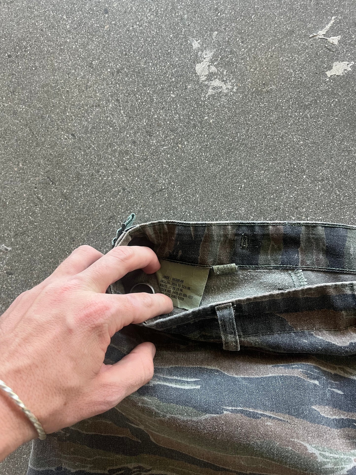 80’S ARMY TIGER STRIPED CAMO CARGOS - L
