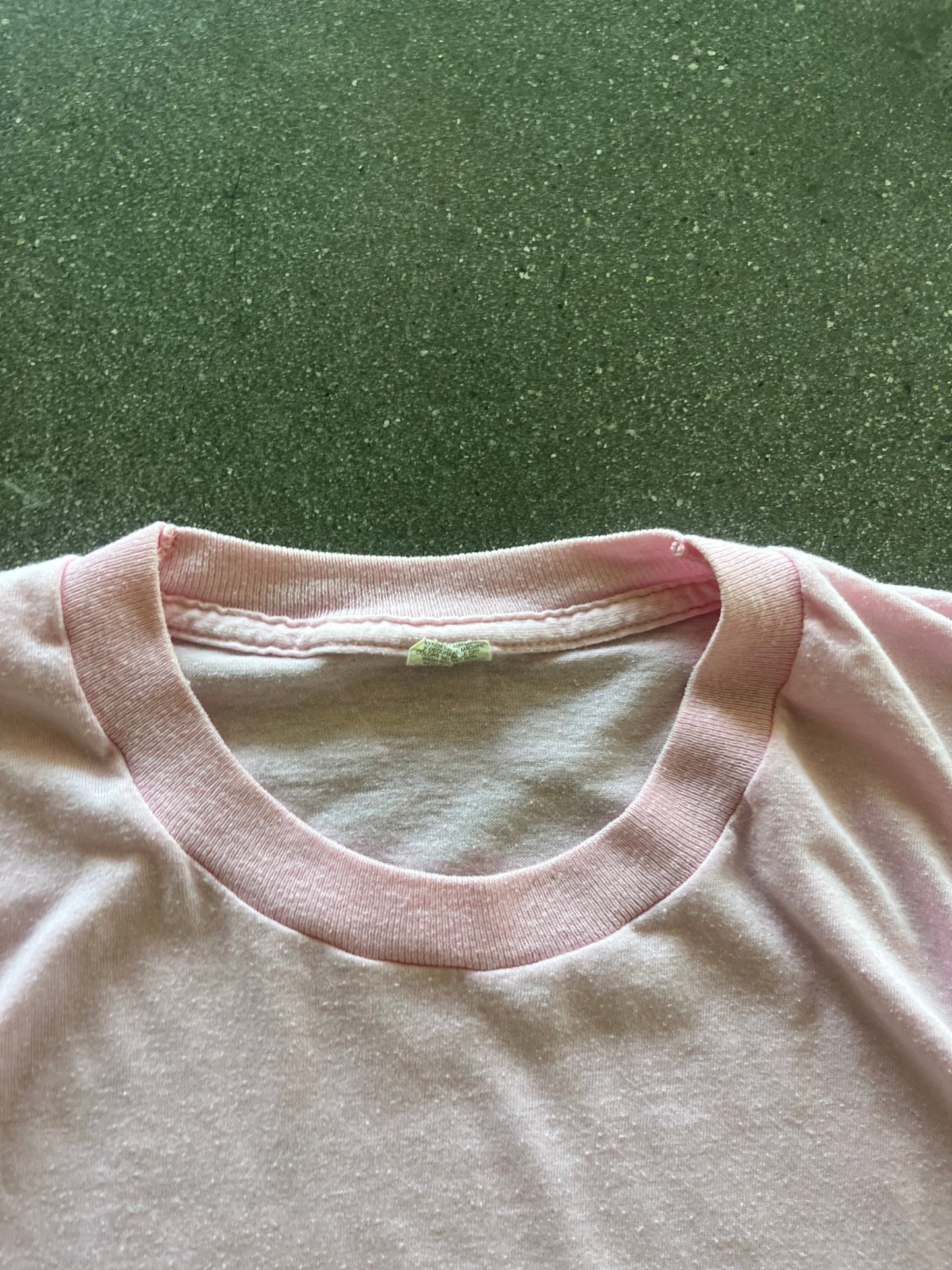 80’S BABY PINK BLANK TEE - L