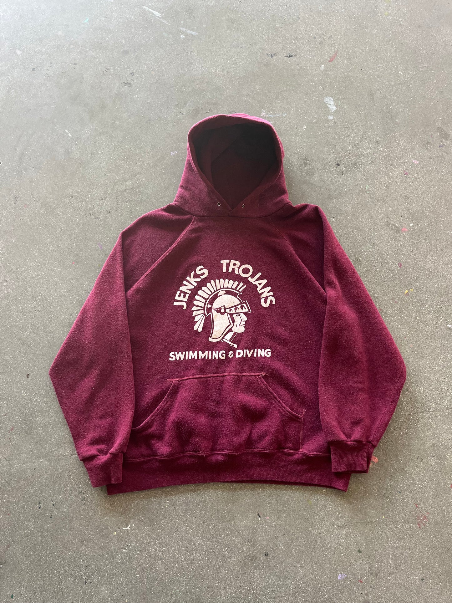 80’S MAROON “TROJANS SWIMMING & DIVING” RAGLAN HOODIE - BOXY M/L