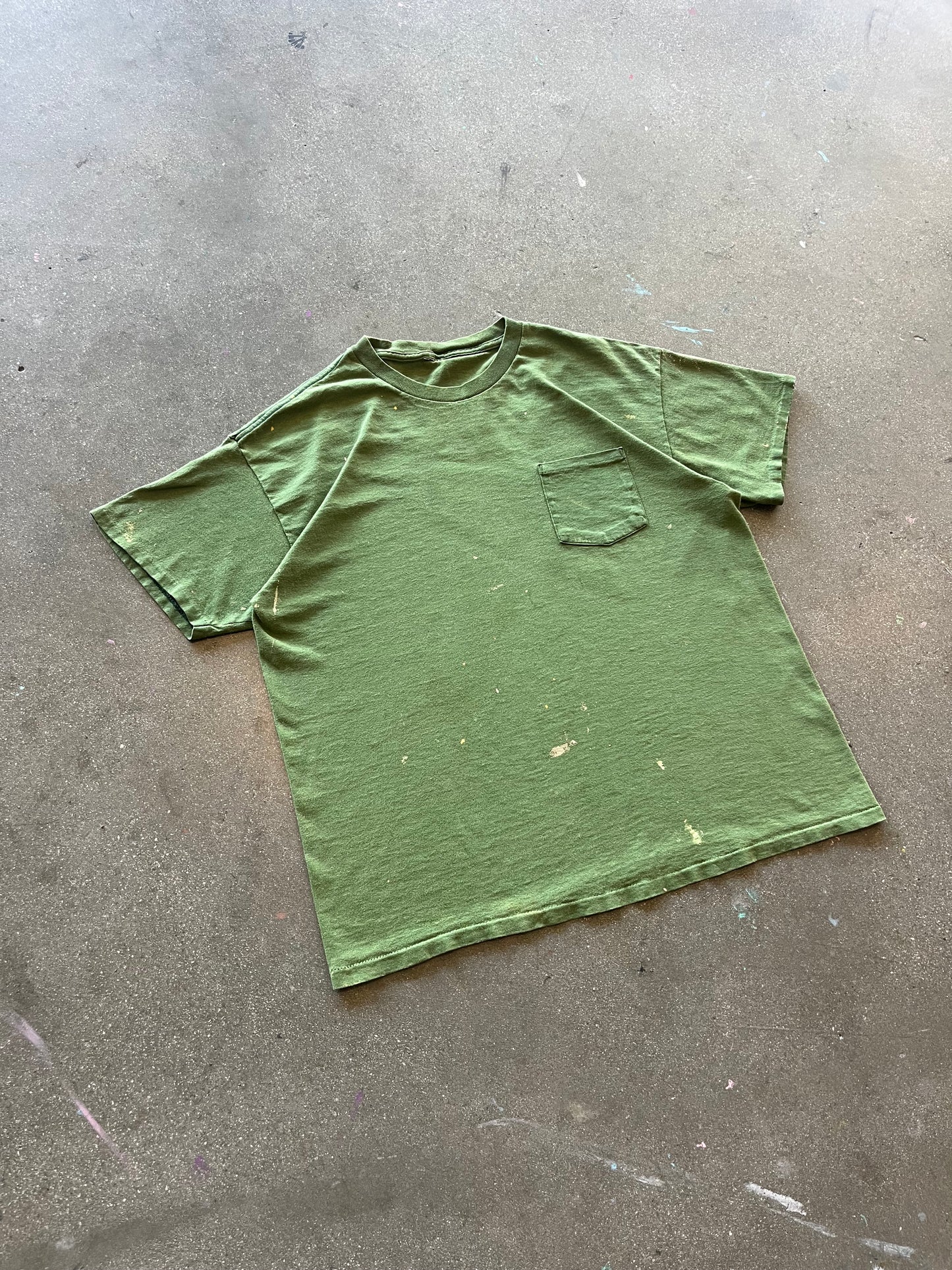 90’S LIME PAINT SPLATTERED POCKET TEE - BOXY M/L