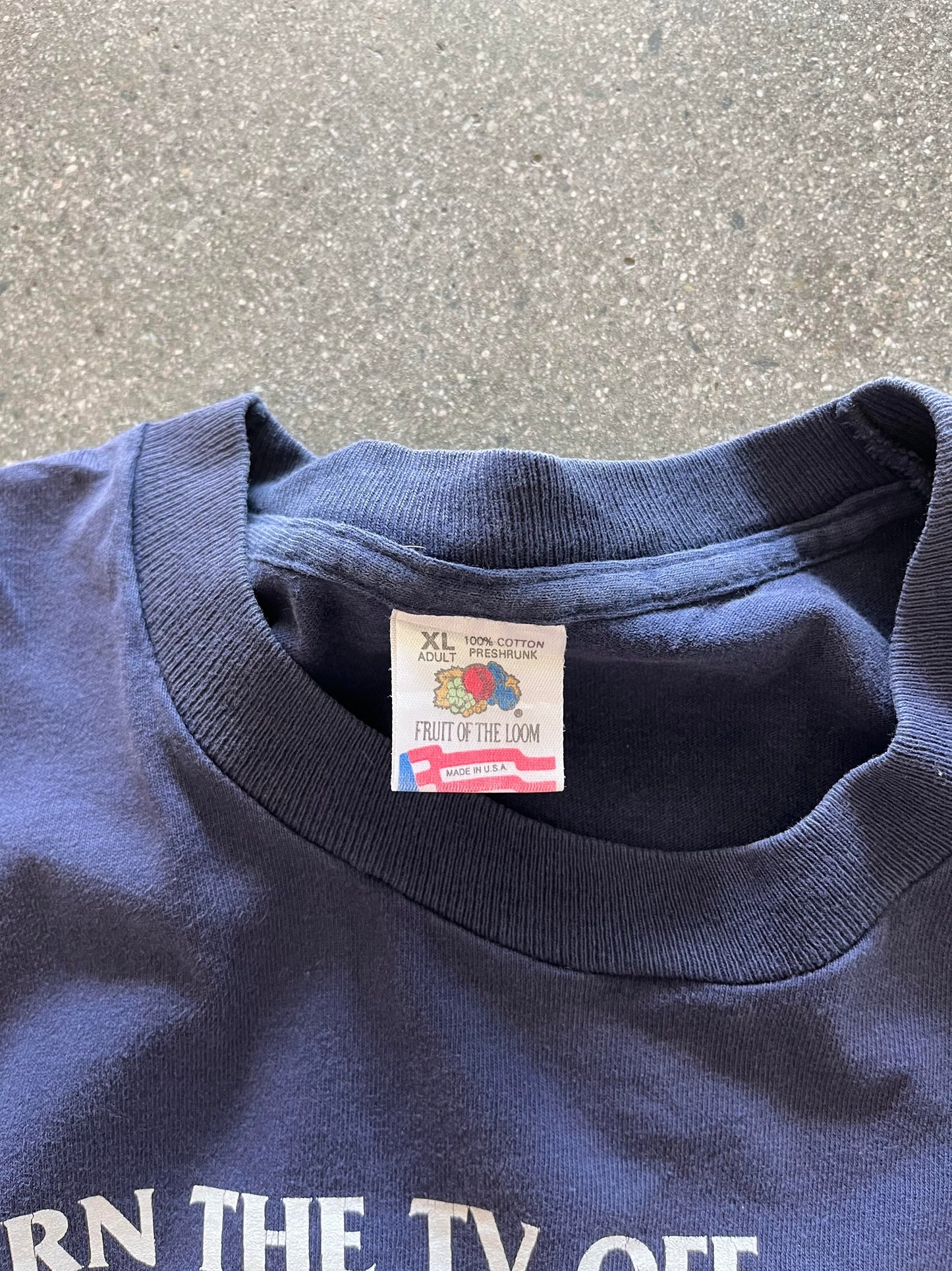 90'S "TAKE ACTION NOW" TEE - L/XL